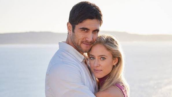 Love or Just a Facade? A Celebrity Couple’s Surprising Real-Life Marriage