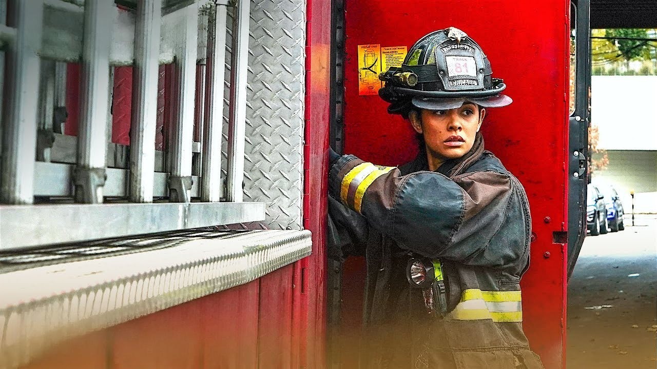 The Team Searches for a Victim’s Missing Fingers – Chicago Fire (Episode Highlight)