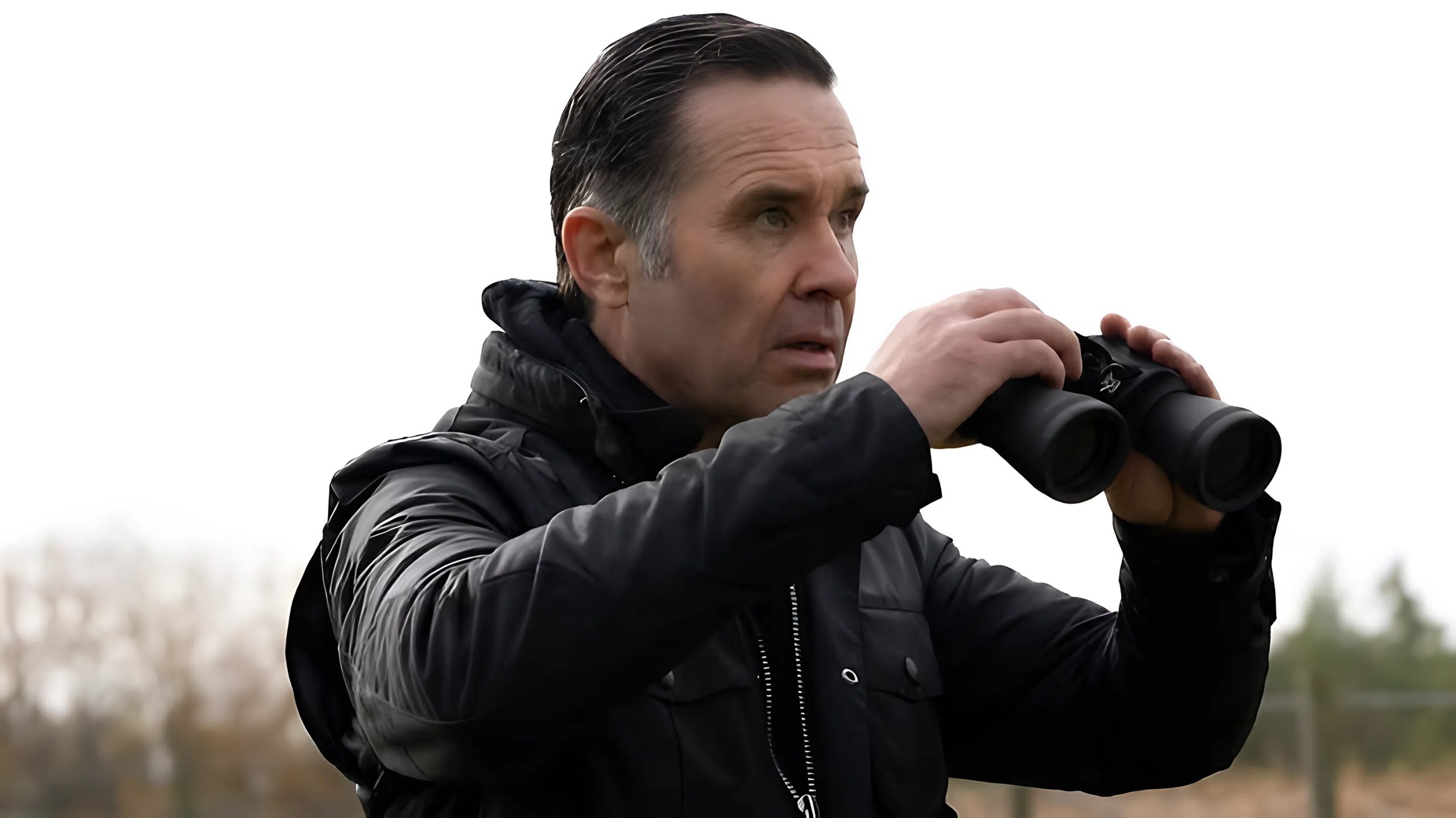Graham Catches DS Ramsden Stealing the USB Drive | Emmerdale