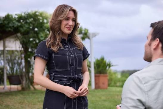 Shocking: Former Home And Away couple officially announce they’re dating…
